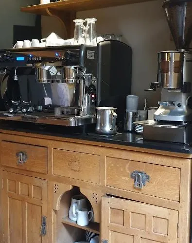 The Three Tuns Hotel